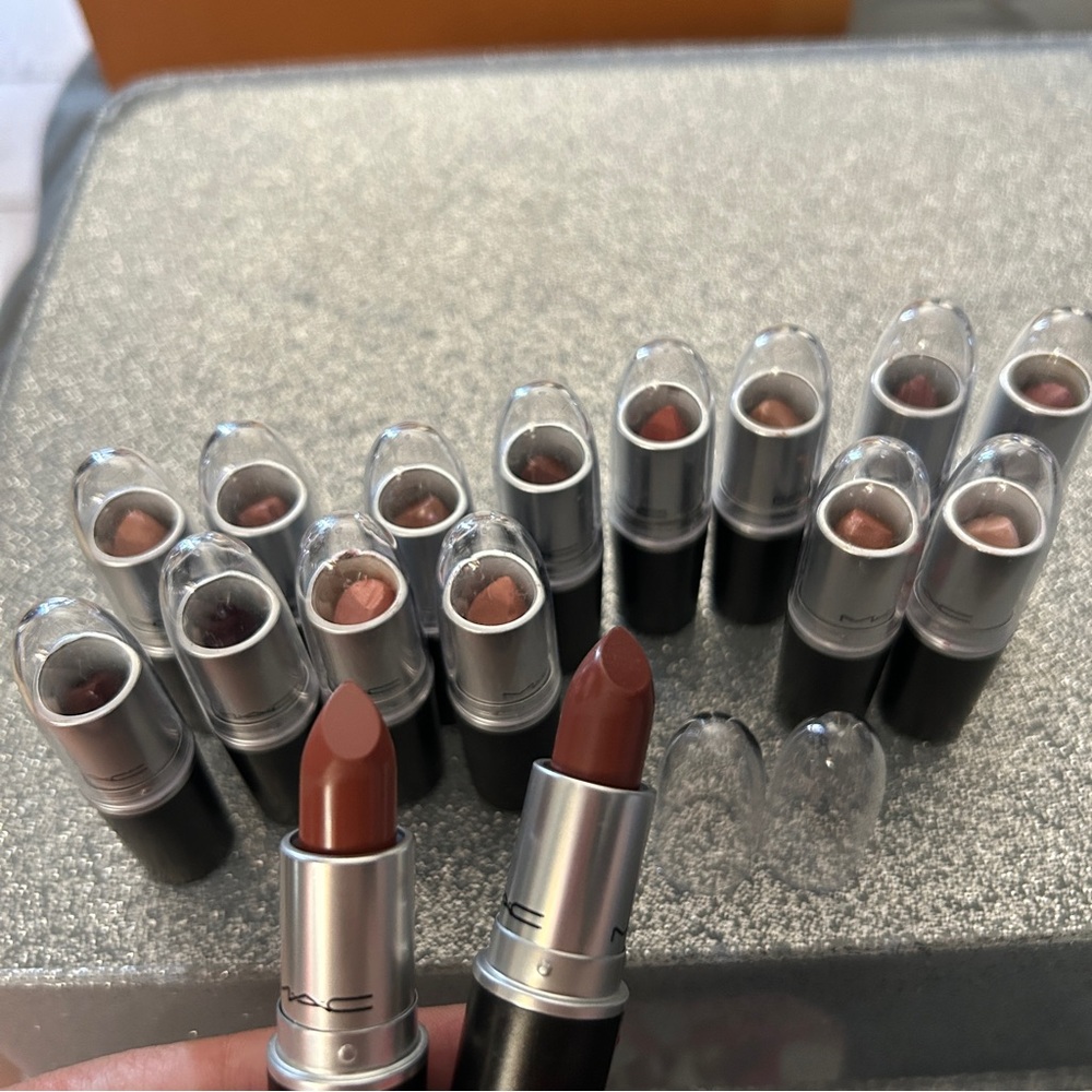MAC Cosmetics Lipstick Lot - transparent caps - as pictured. no OG caps